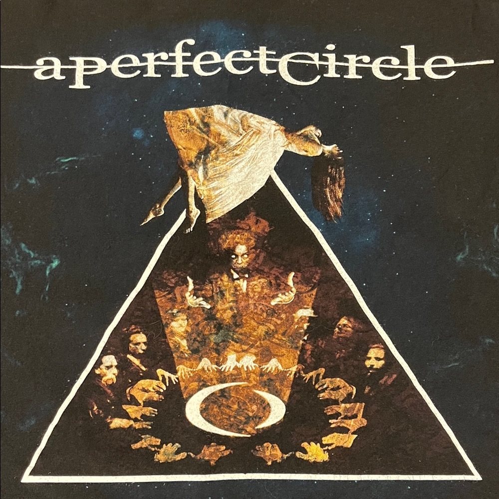 A Perfect Circle Graphic T-Shirt - Picture 6 of 6